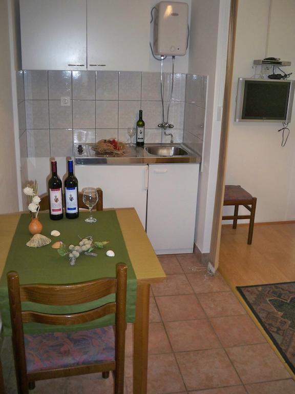 Guesthouse Lucic オレビック エクステリア 写真
