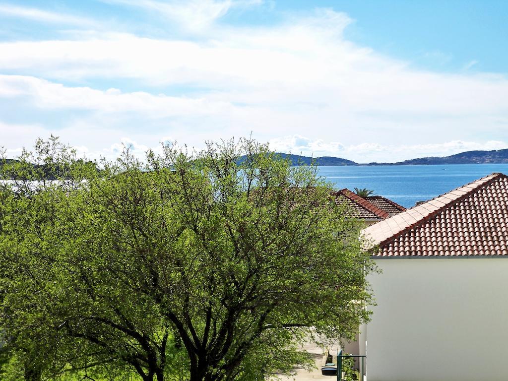 Guesthouse Lucic オレビック エクステリア 写真